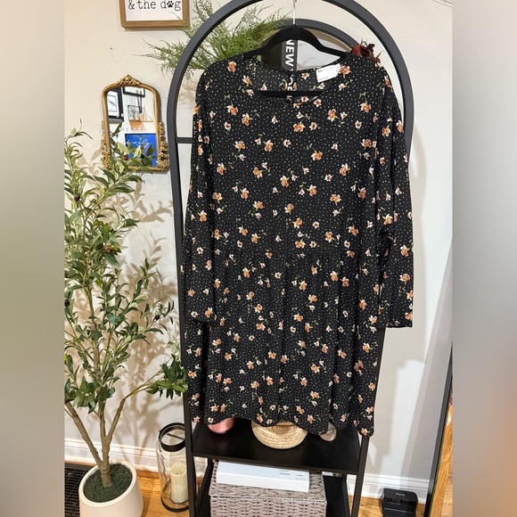 ASOS Curve Black floral and polkadots, Long Sleeve Sundress size 20 - Picture 1 of 7